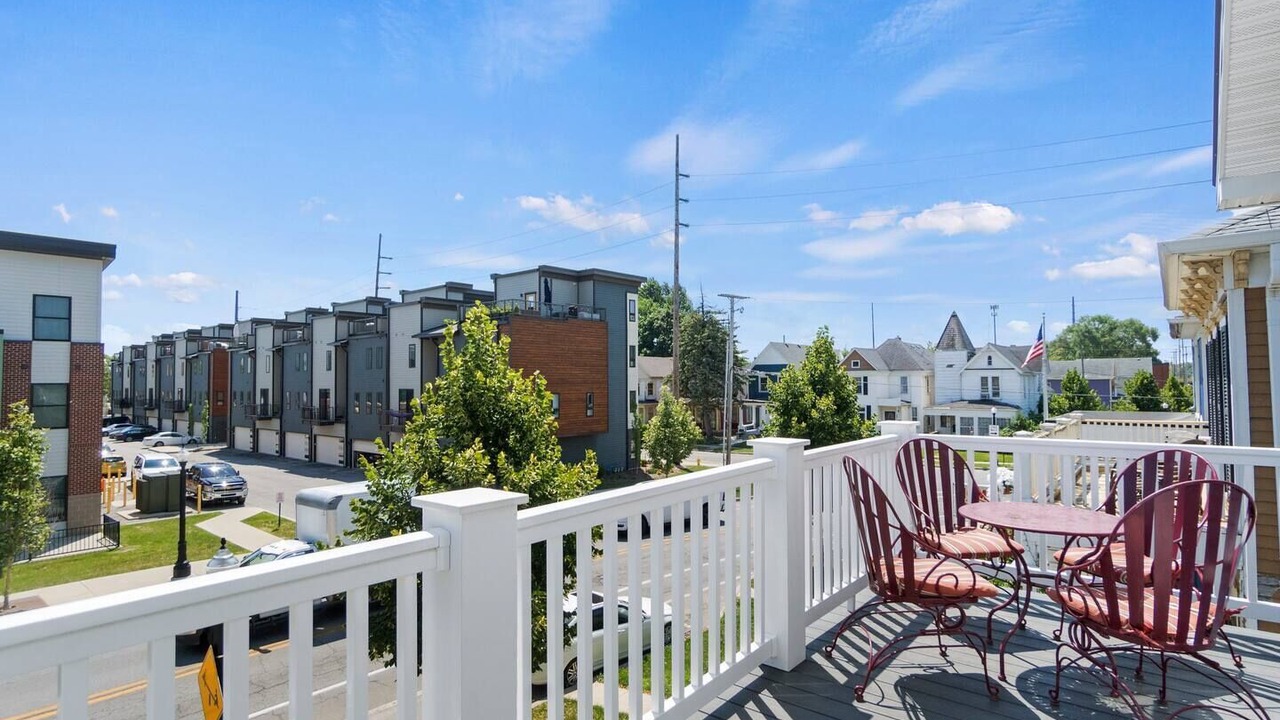 Photo of Outdoor in West Central