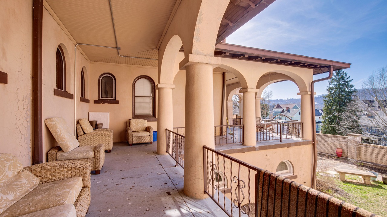 Photo of Patio Balcony in Wheeling