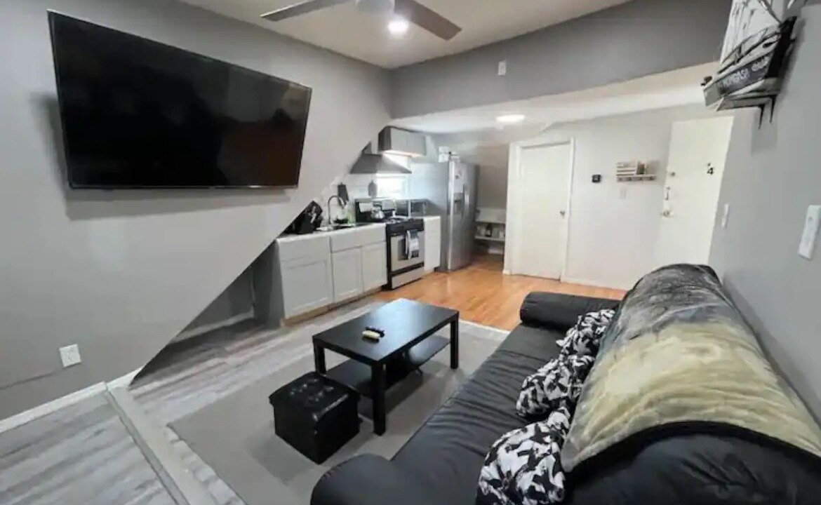 Photo of Livingroom in Hillside