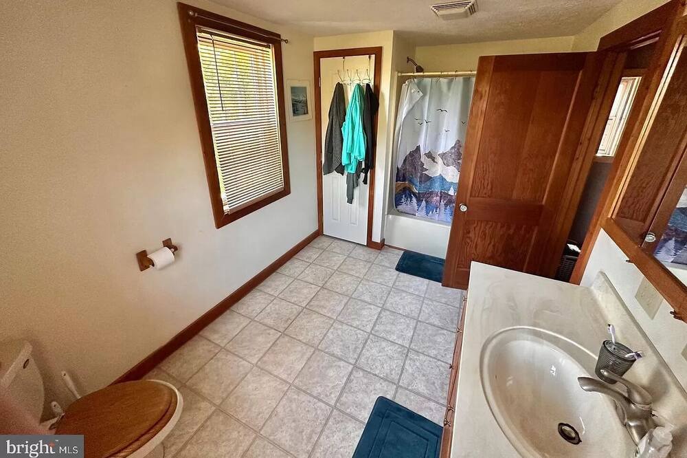 Photo of Bathroom in Riverton