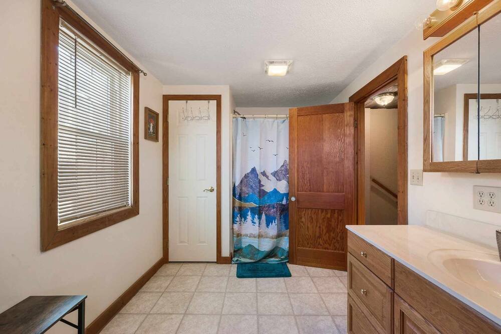 Photo of Bathroom in Riverton