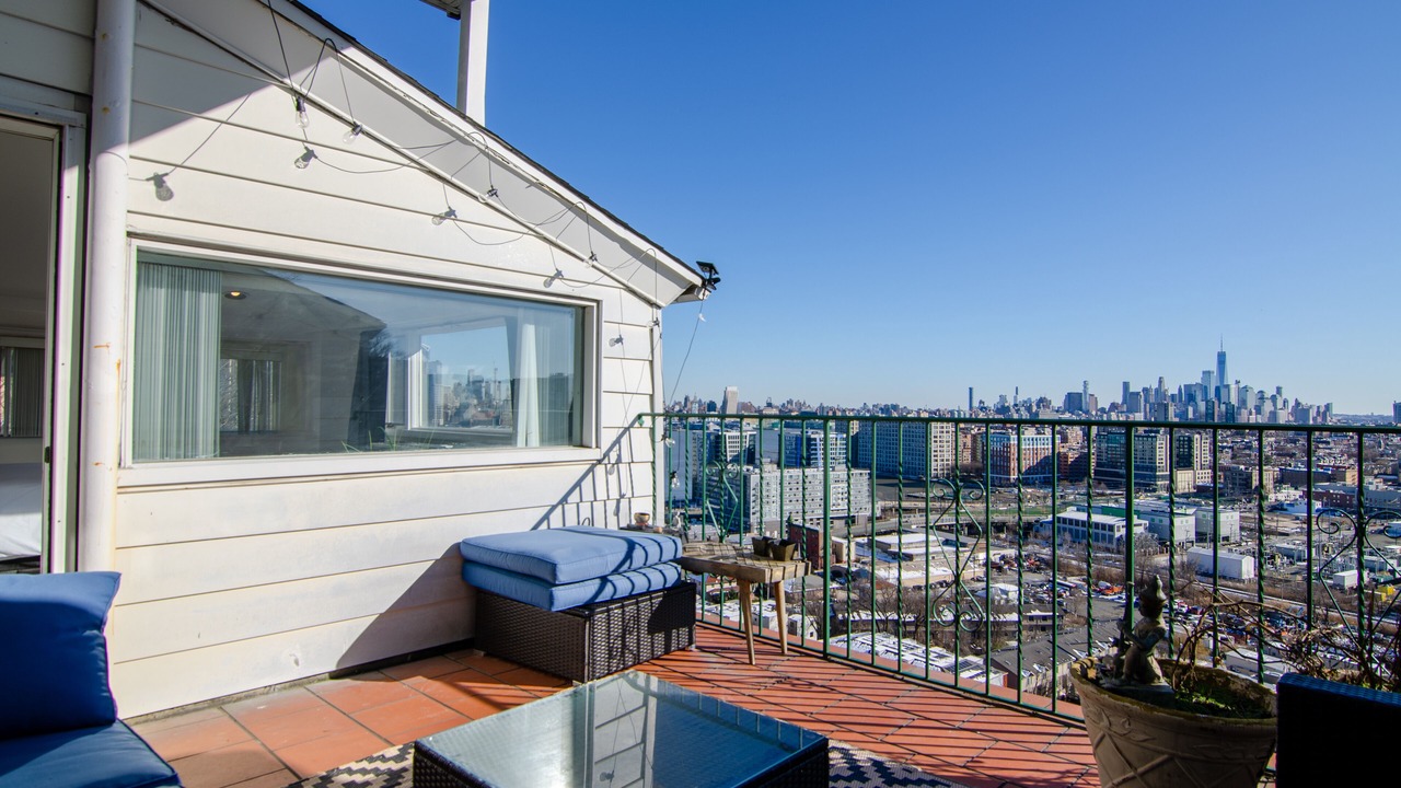 Photo of Outdoor in Weehawken