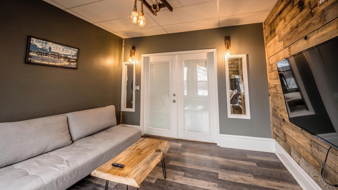 Photo of Livingroom in Harrisburg - Hershey