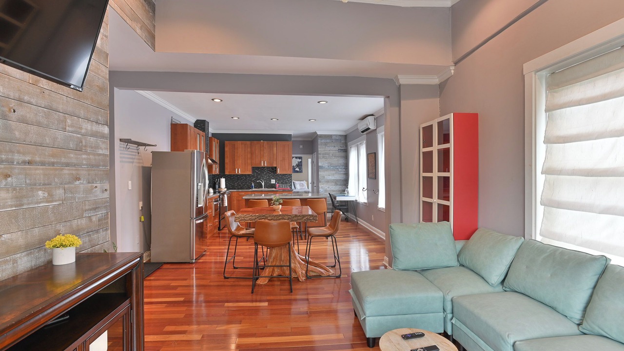 Photo of Livingroom in Harrisburg - Hershey