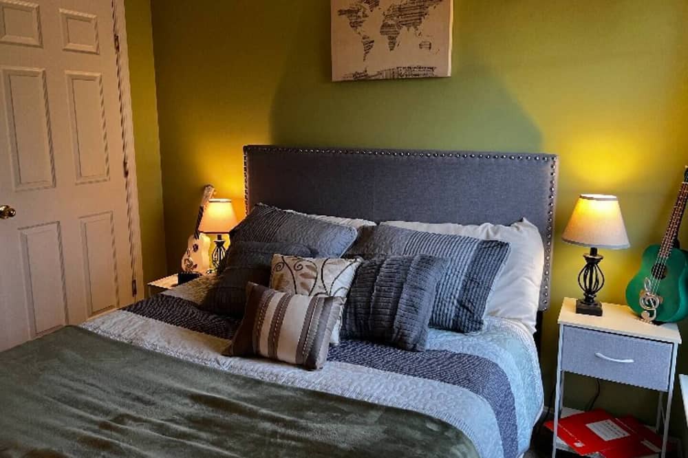 Photo of Bedroom in Boonsboro