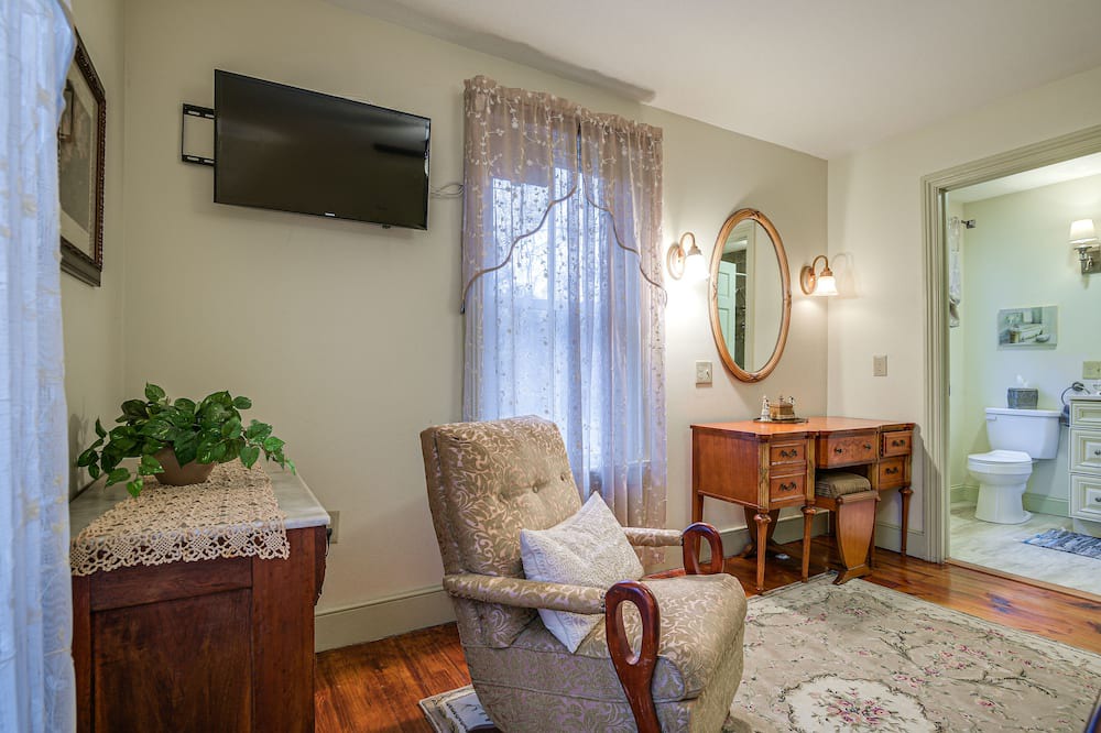 Photo of Livingroom in Middletown