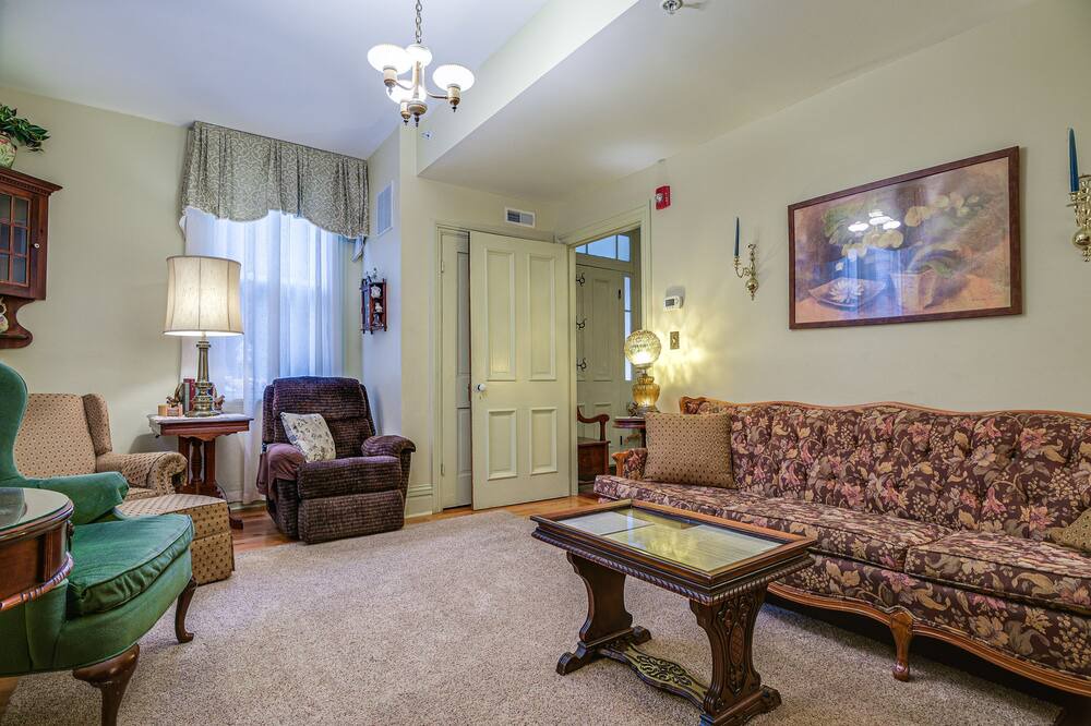 Photo of Livingroom in Middletown
