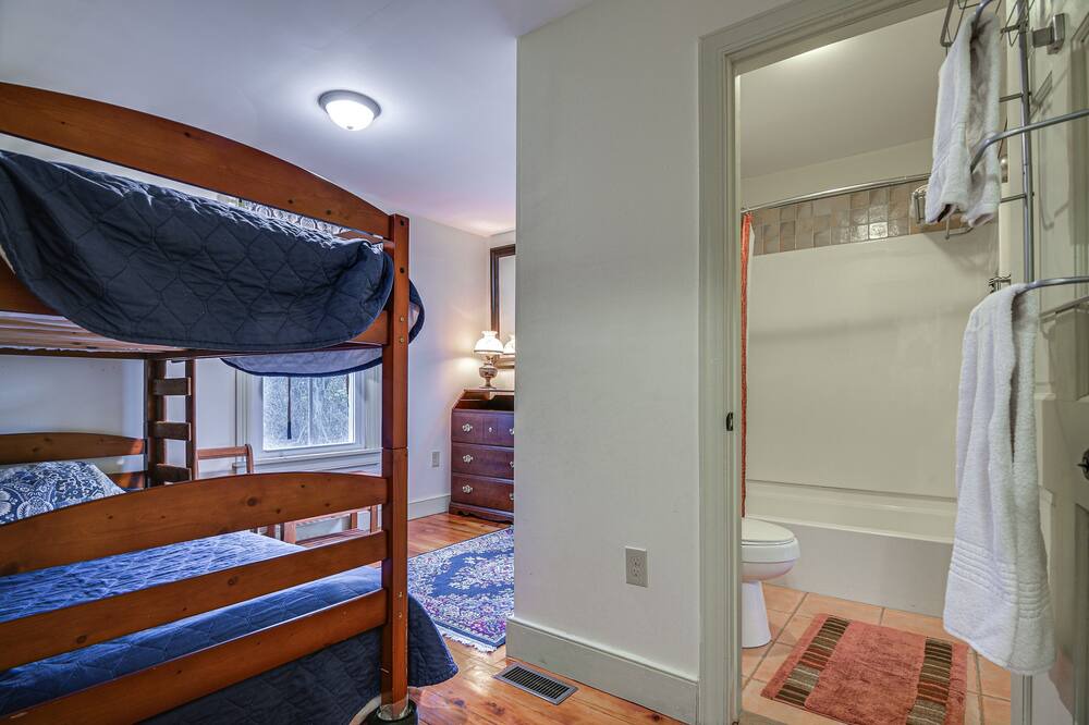 Photo of Bathroom in Middletown