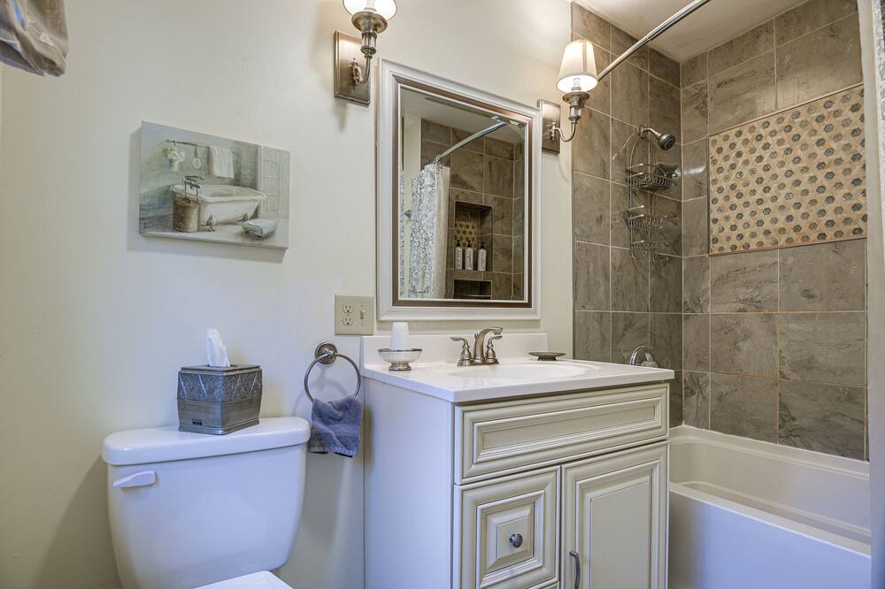 Photo of Bathroom in Middletown