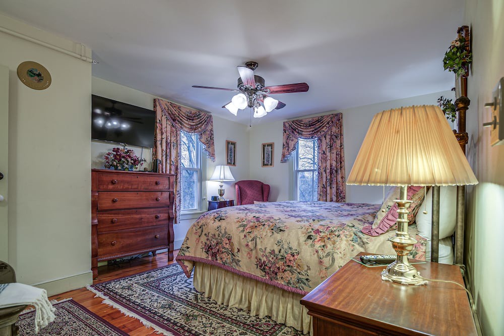 Photo of Bedroom in Middletown