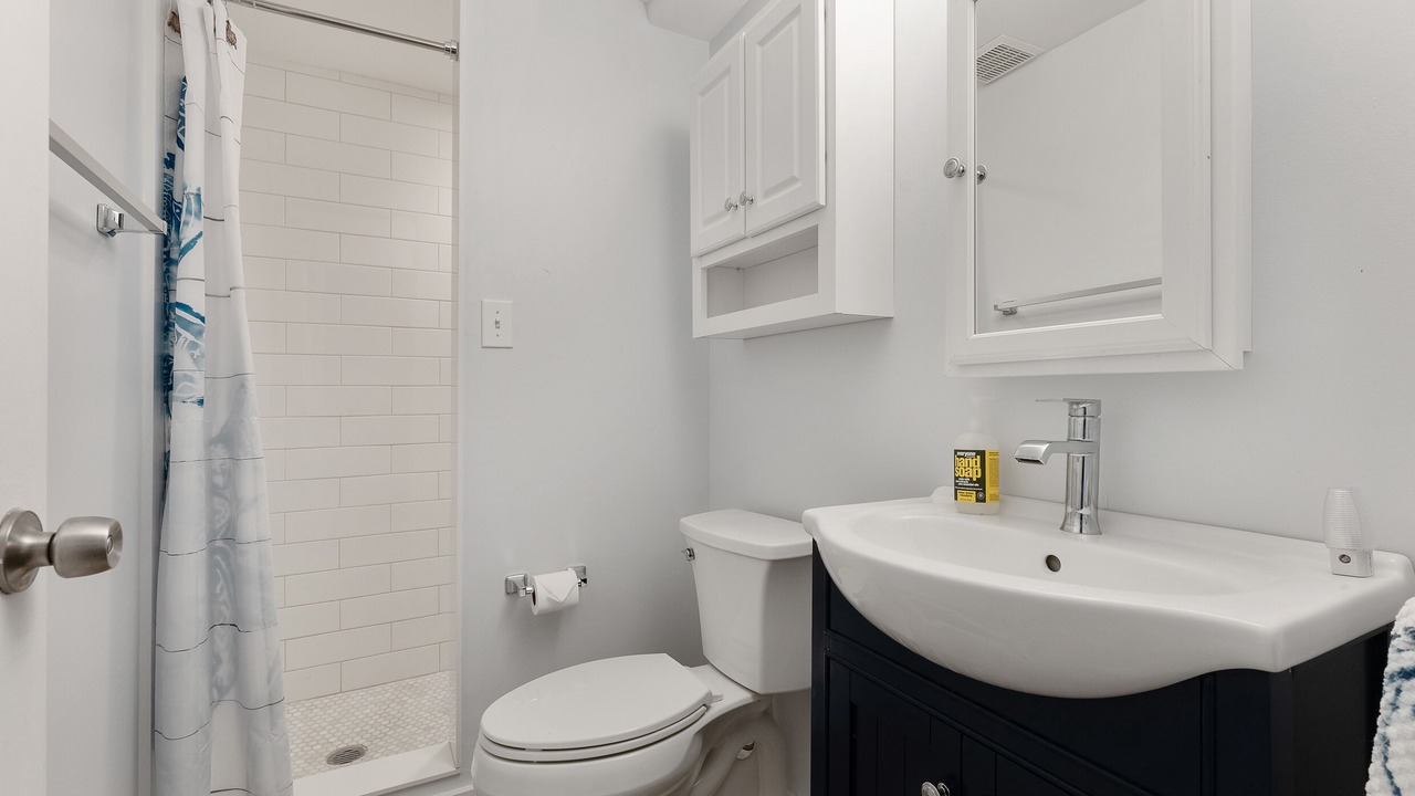 Photo of Bathroom in Townsend's Inlet