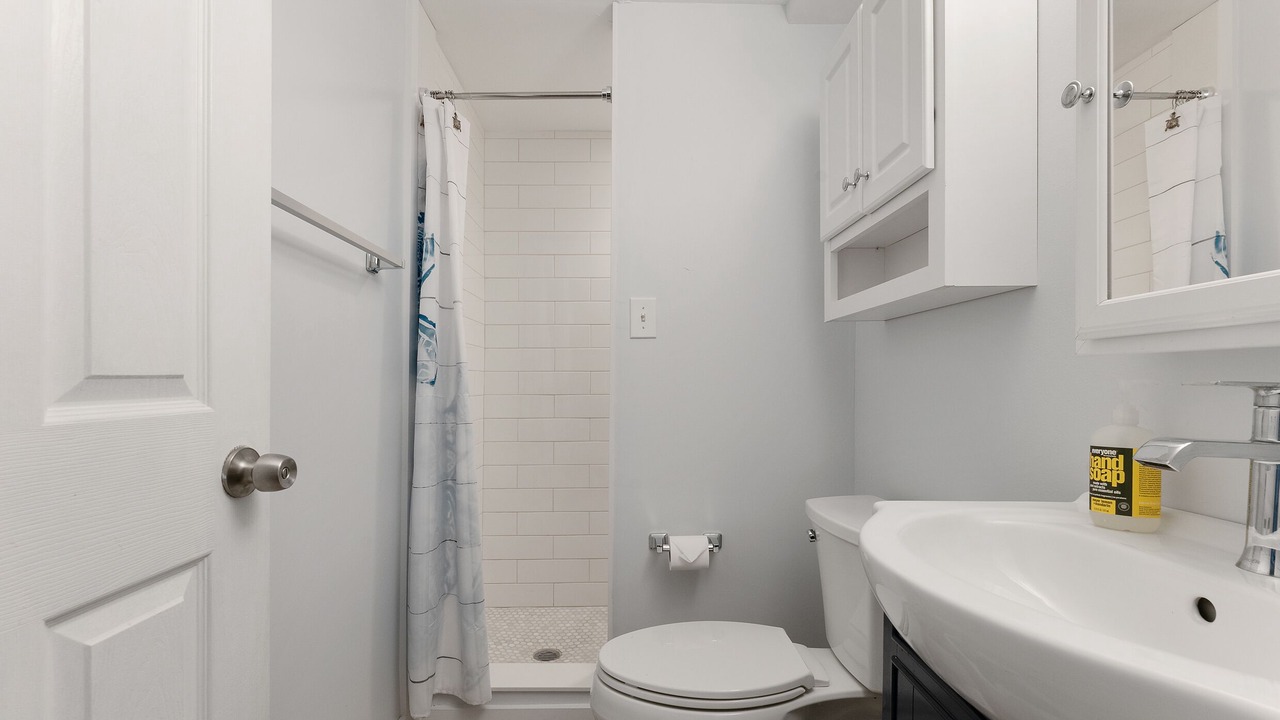 Photo of Bathroom in Townsend's Inlet