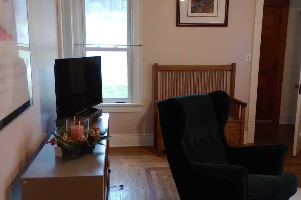 Photo of Livingroom in Honesdale