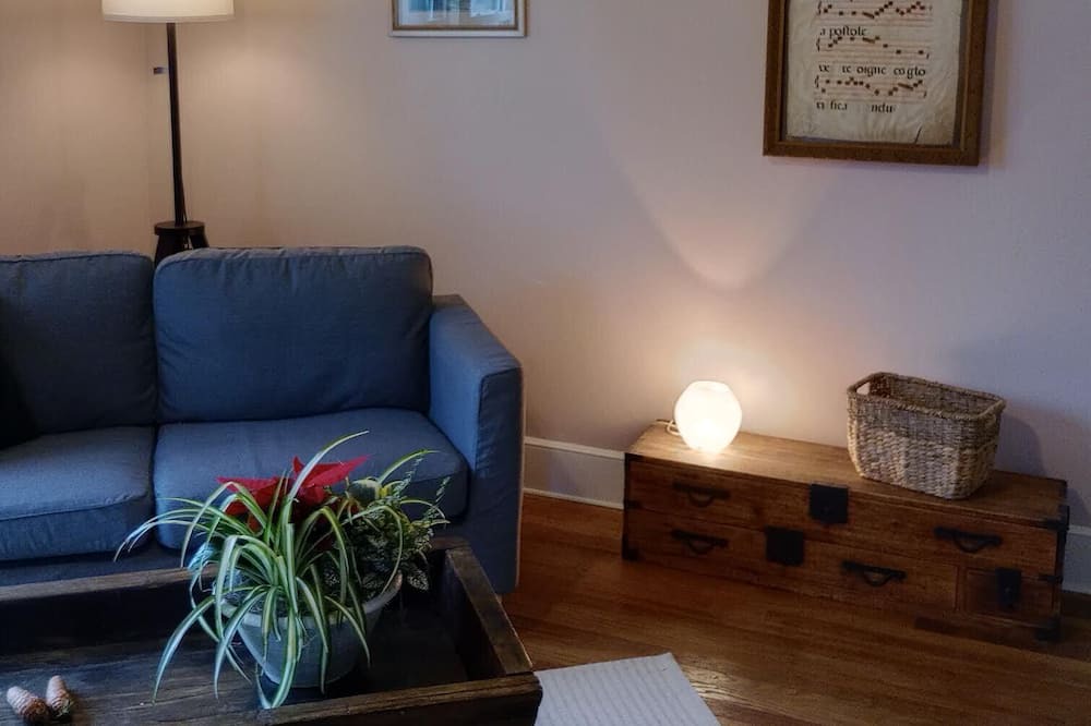 Photo of Livingroom in Honesdale
