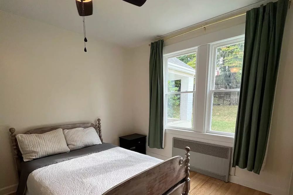 Photo of Bedroom in Steubenville