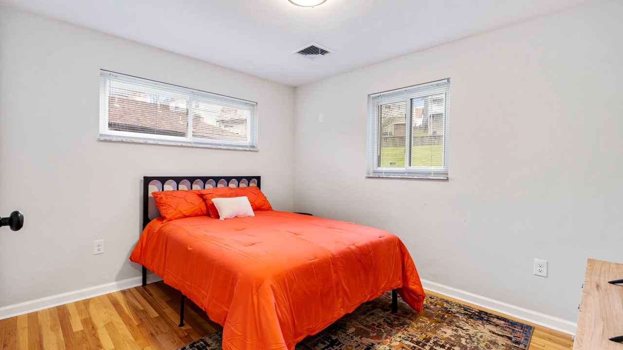 Photo of Bedroom in Ross Township