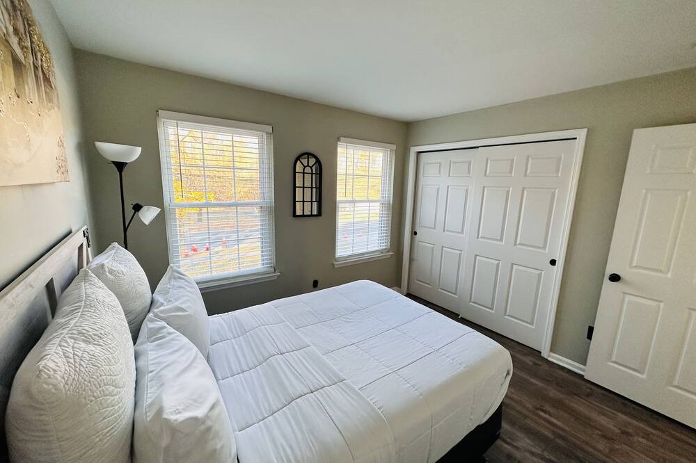 Photo of Bedroom in Grenloch