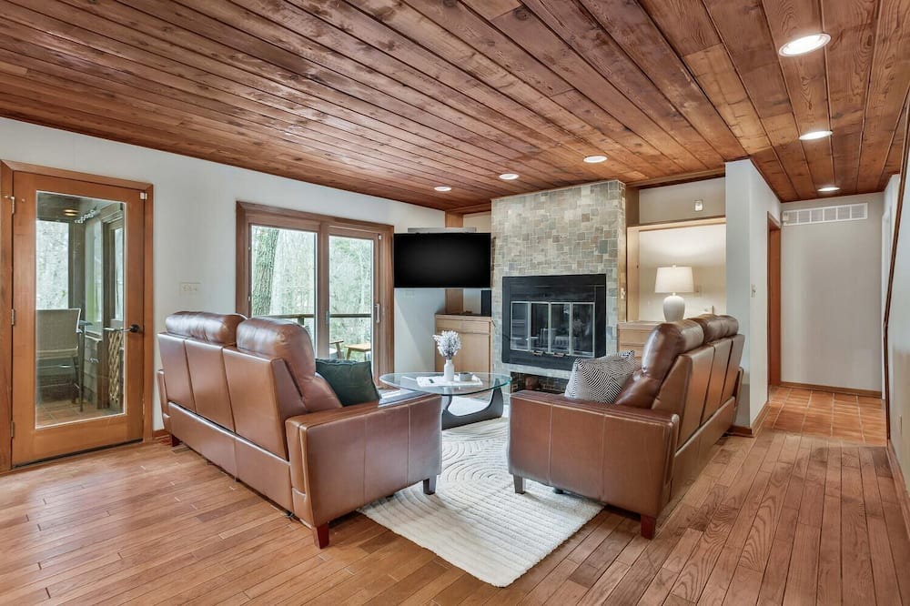 Photo of Livingroom in Severna Park