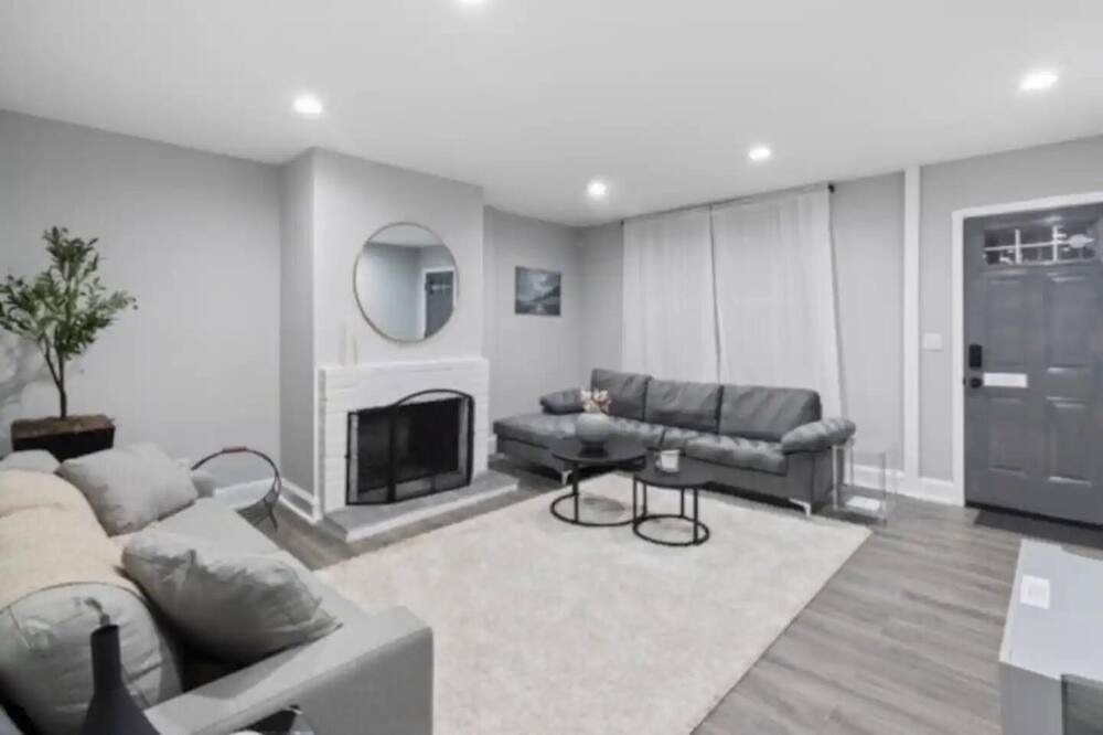 Photo of Livingroom in Kingman Park