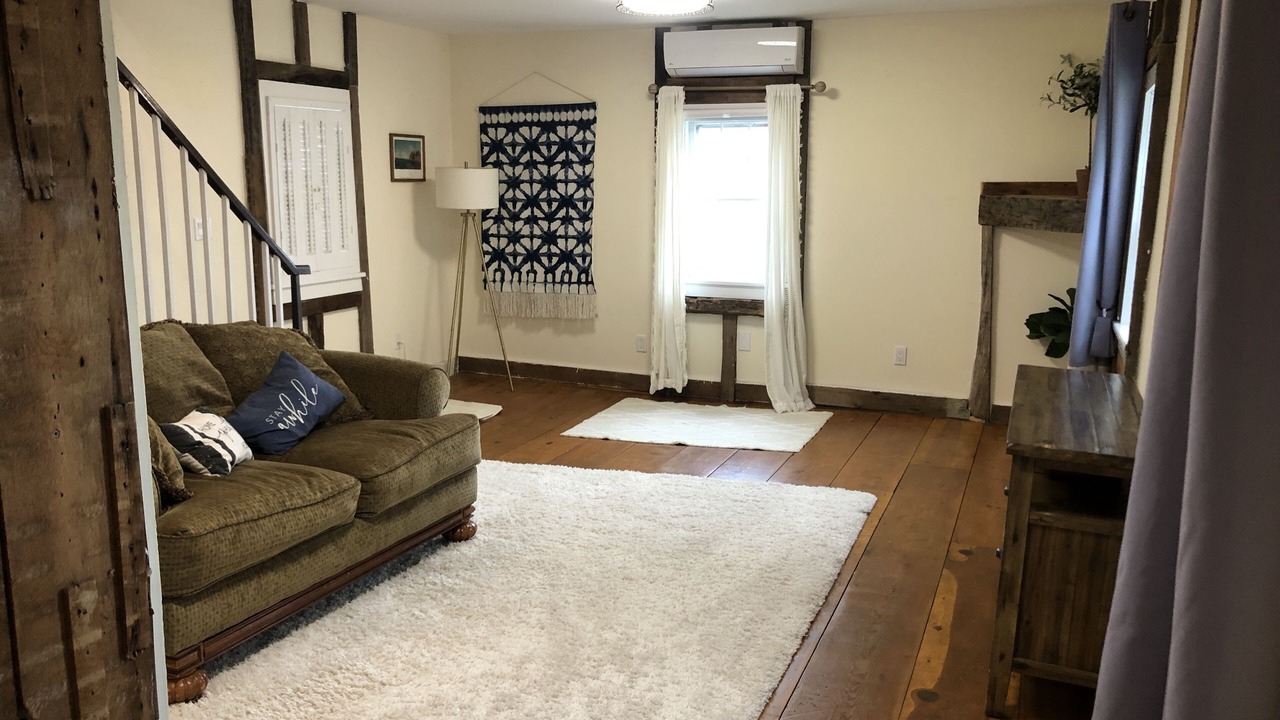 Photo of Livingroom in Montgomery