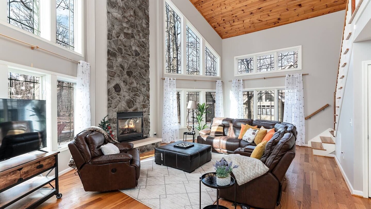 Photo of Livingroom in Wintergreen