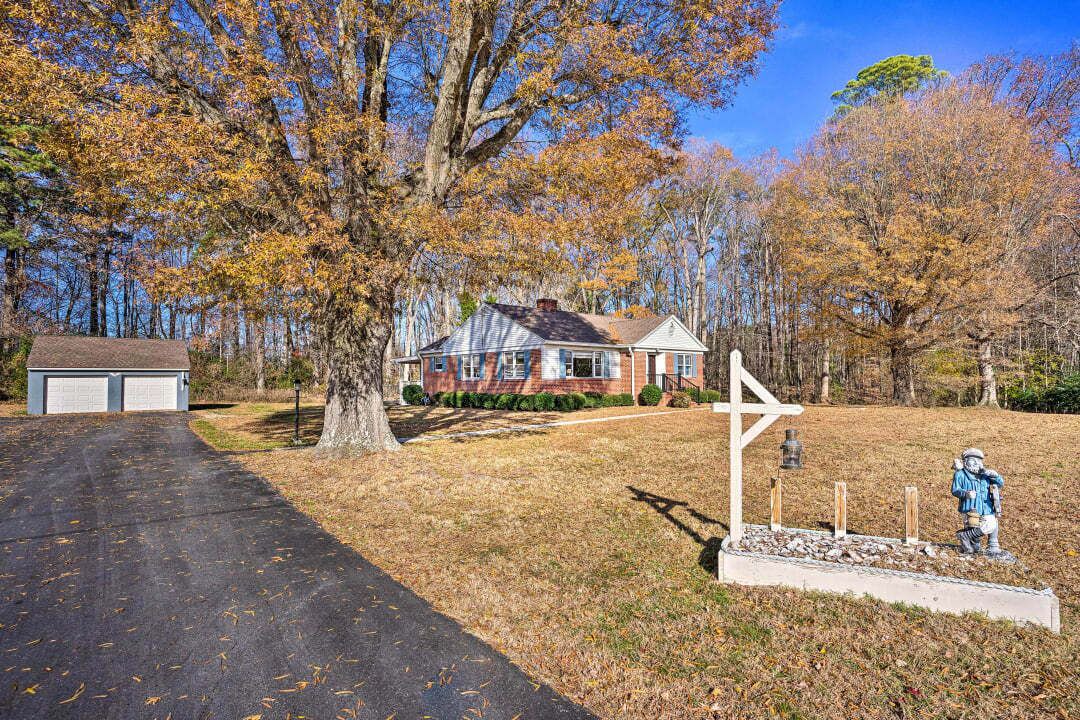 Photo of Outdoor in Weems
