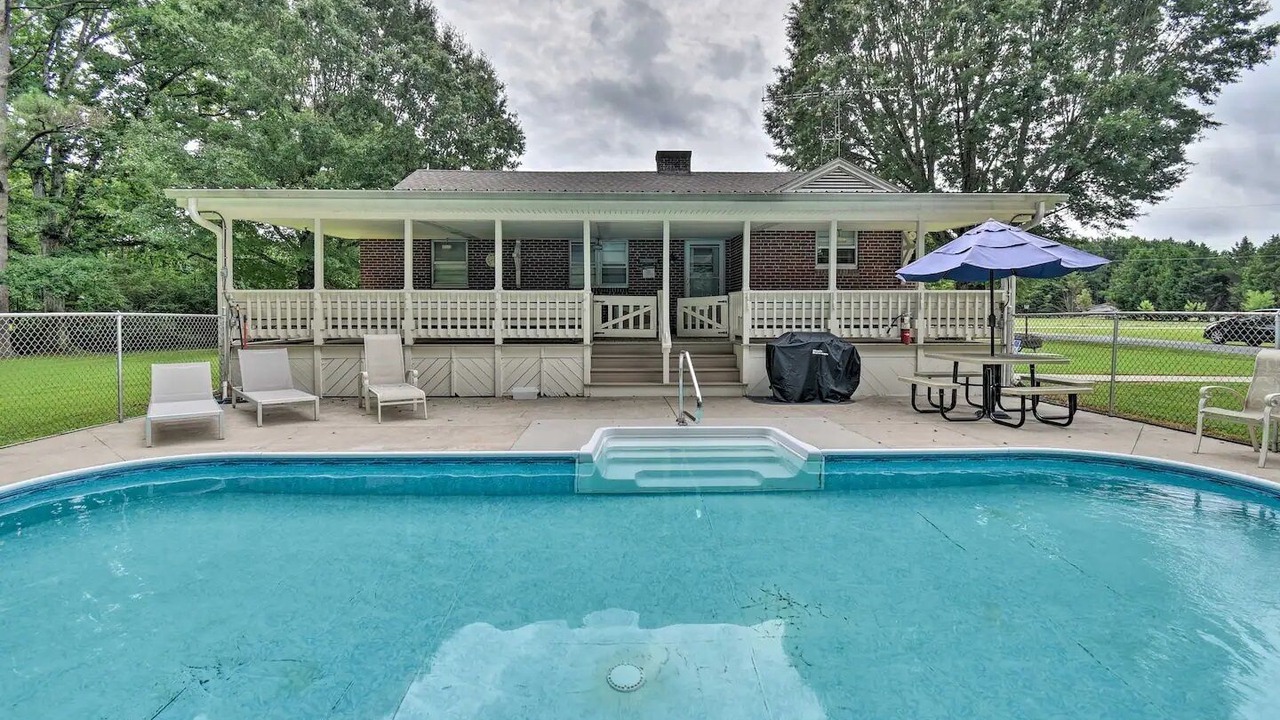 Photo of Outdoor in Weems
