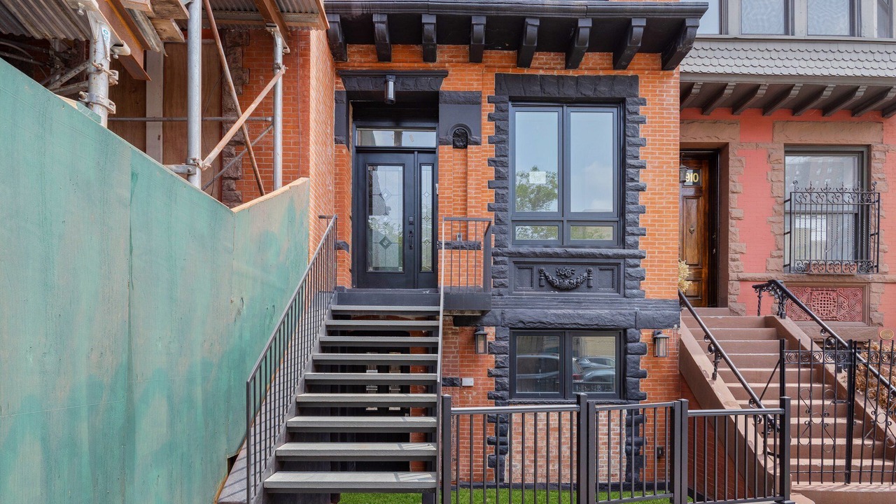 Photo of Outdoor in Upper Manhattan