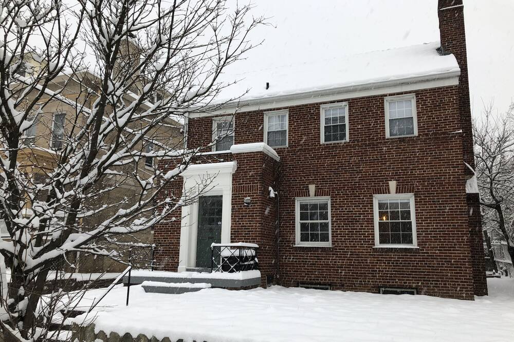 Photo of Outdoor in 16th Street Heights