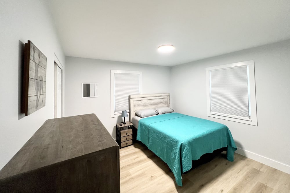 Photo of Bedroom in Highland Square