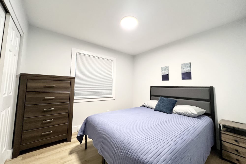 Photo of Bedroom in Highland Square