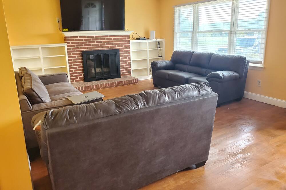 Photo of Livingroom in Middletown
