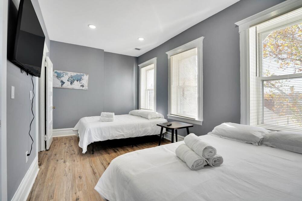 Photo of Bedroom in Roselle Park