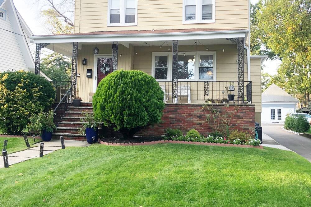 Photo of Outdoor in Roselle Park