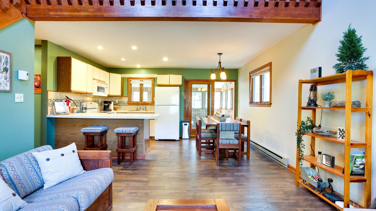 Photo of Livingroom in Lackawaxen
