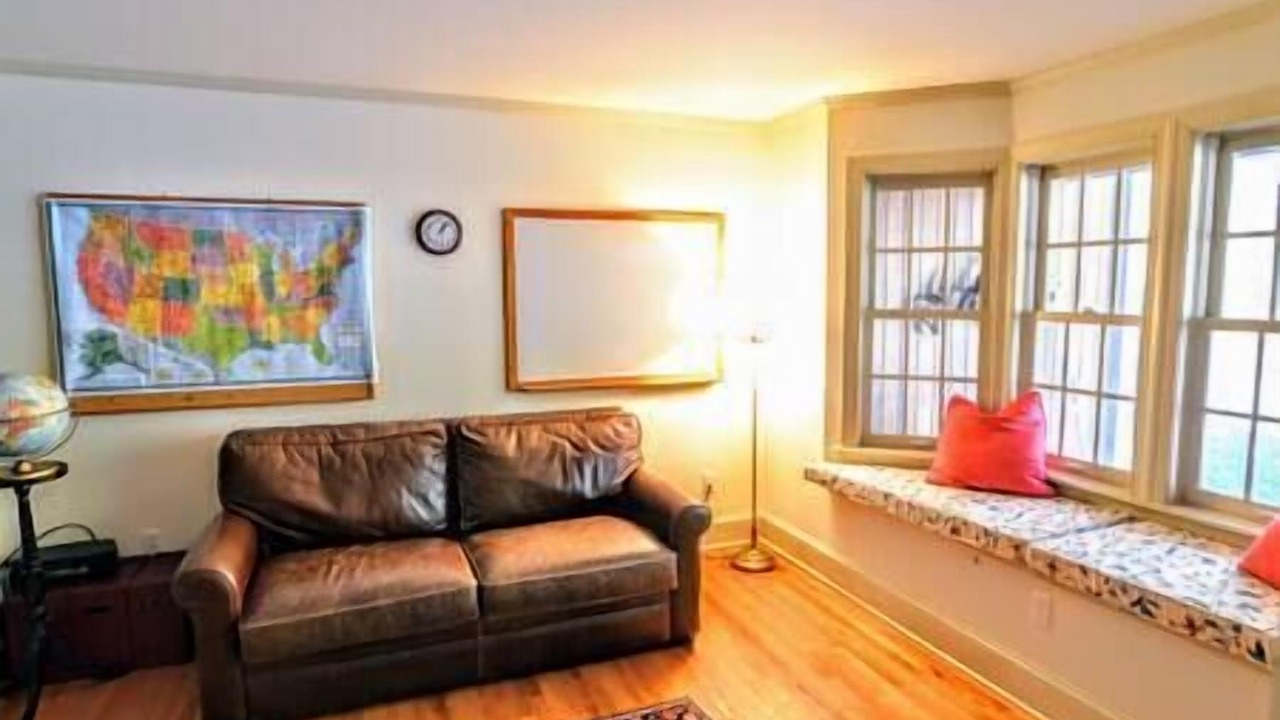 Photo of Livingroom in Easton