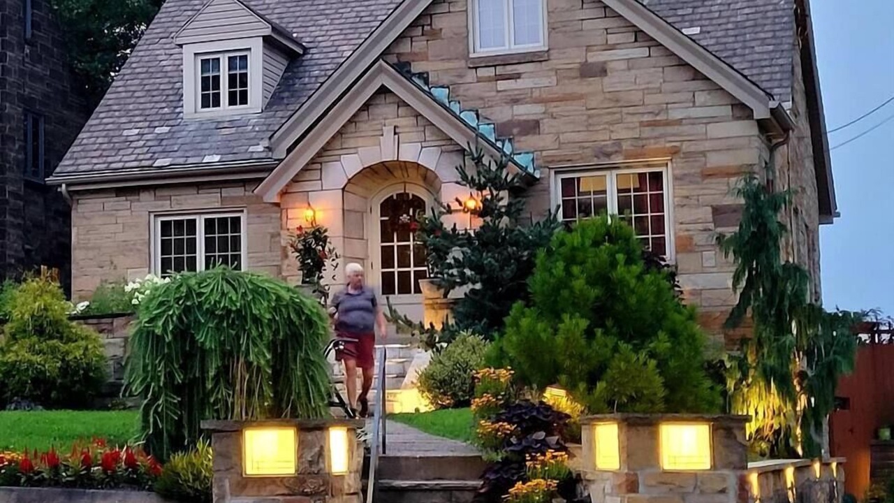 Photo of Outdoor in Brighton Heights