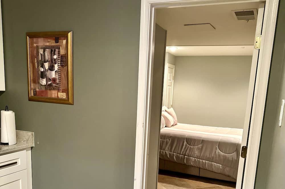 Photo of Bedroom in Rosaryville