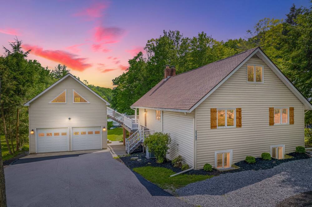 Photo of Outdoor in Treasure Lake