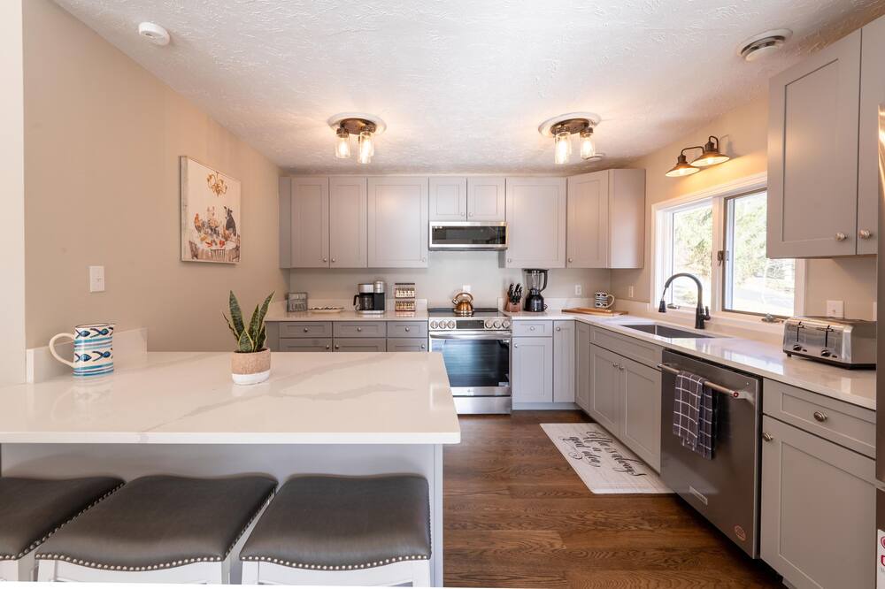 Photo of Kitchen in Treasure Lake