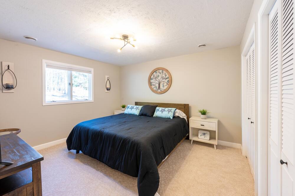 Photo of Bedroom in Treasure Lake