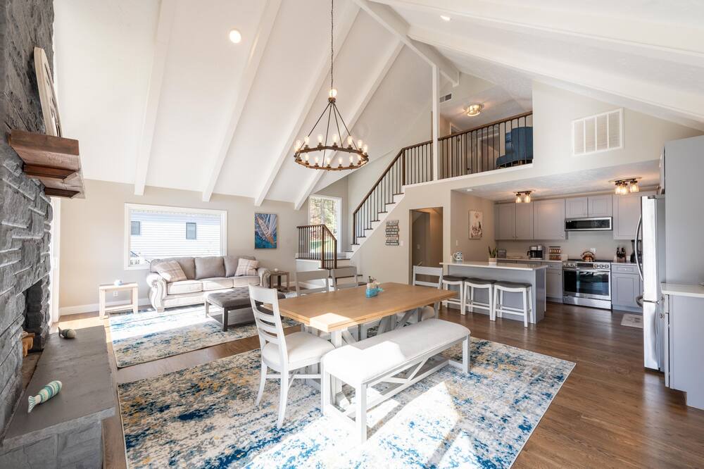 Photo of Kitchen in Treasure Lake
