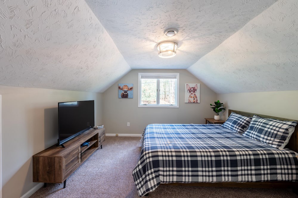 Photo of Bedroom in Treasure Lake