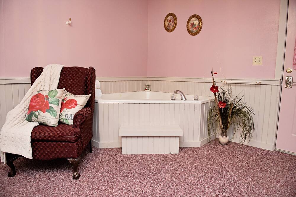 Photo of Bedroom in Ono