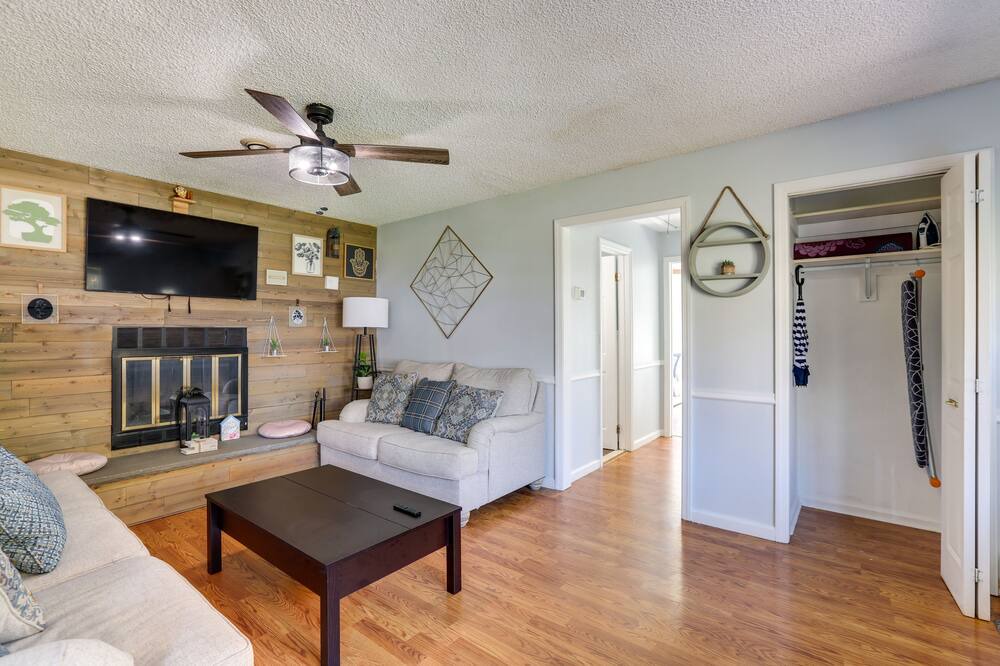 Photo of Livingroom in Edison