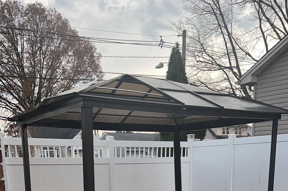 Photo of Outdoor in Linden