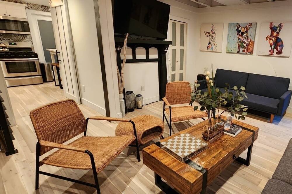Photo of Livingroom in Fishtown