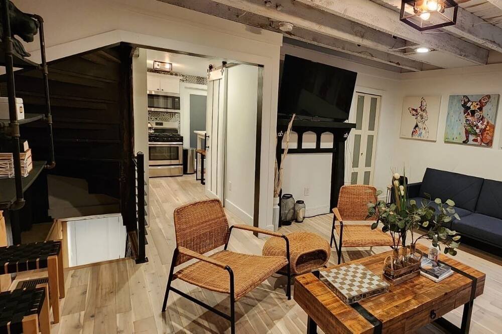 Photo of Livingroom in Fishtown