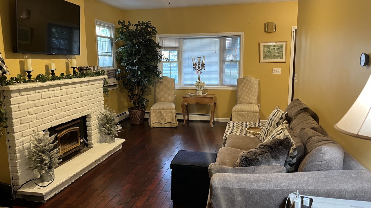 Photo of Livingroom in West Milford