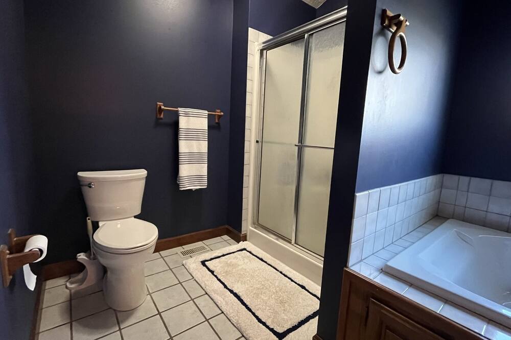 Photo of Bathroom in Jamestown
